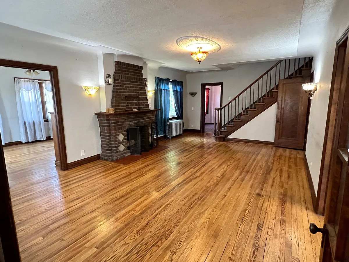 Property thumbnail image